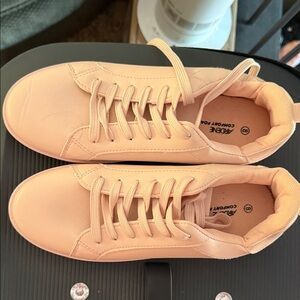 Peach Low-Top Lace-Up Sneakers